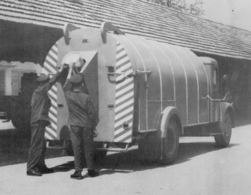 Prvo doma izdelano smetarsko vozilo (leto 1963).